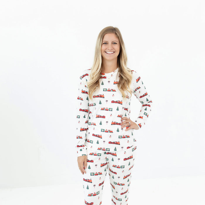 Kyte Baby Holiday Train Christmas - Adult Jogger Set