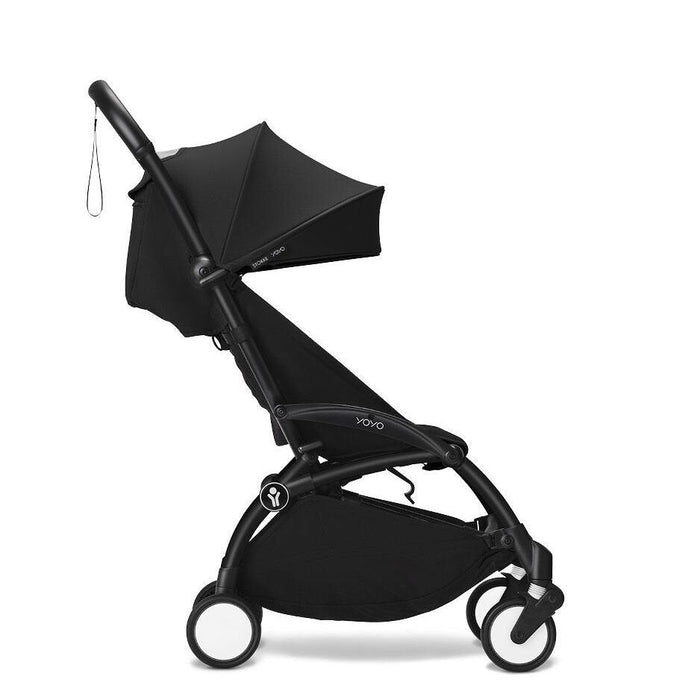 caption-Stokke YOYO3 in Black on Black Frame