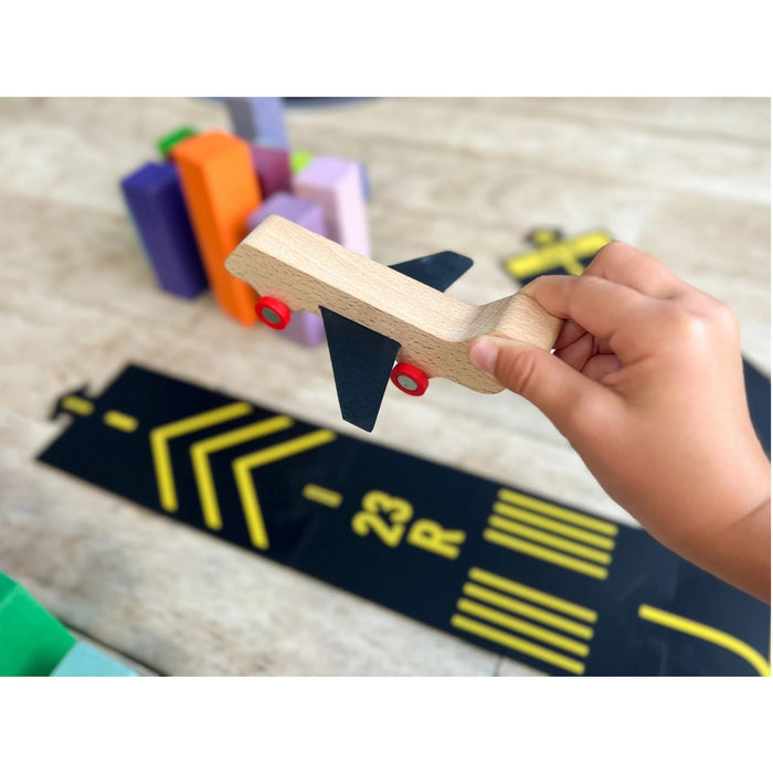 waytoplay - 8 piece Runway with Wooden Airplane